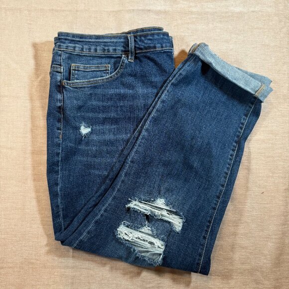 Vervet Distressed High Rise Jeans Size 22 Plus - Picture 2 of 10